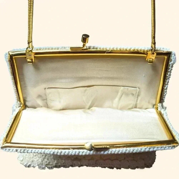 Elegant White Clutch with Gold Chain - Picture 4 of 5